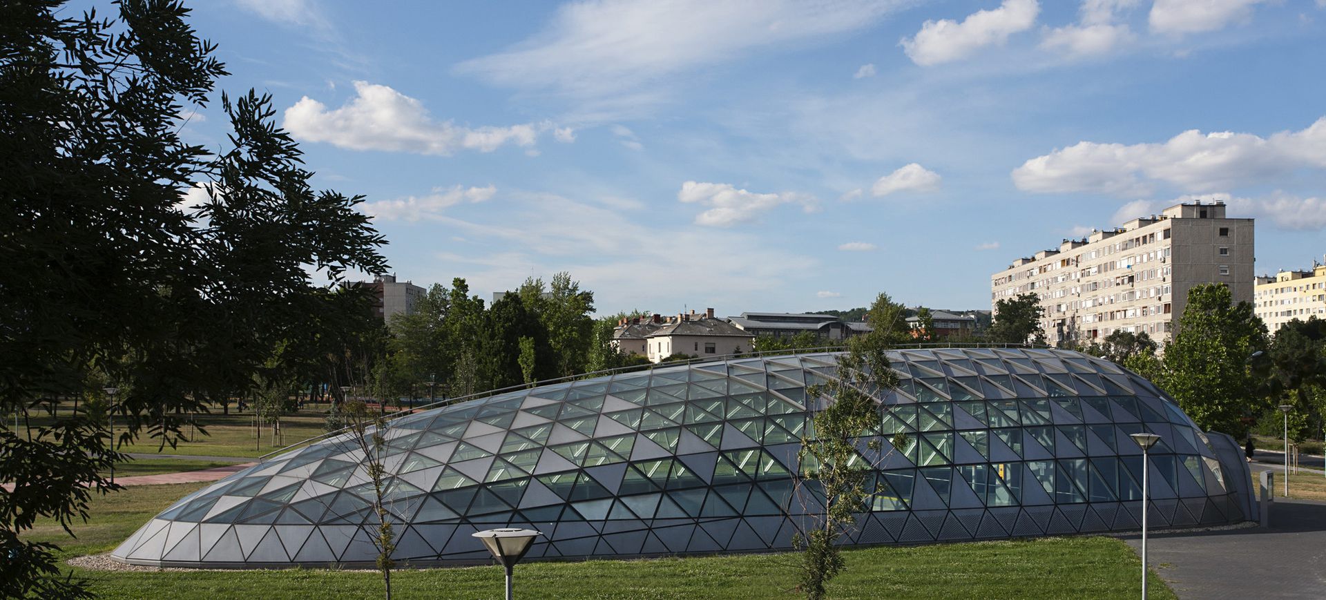 The outside of Bikas Park Station